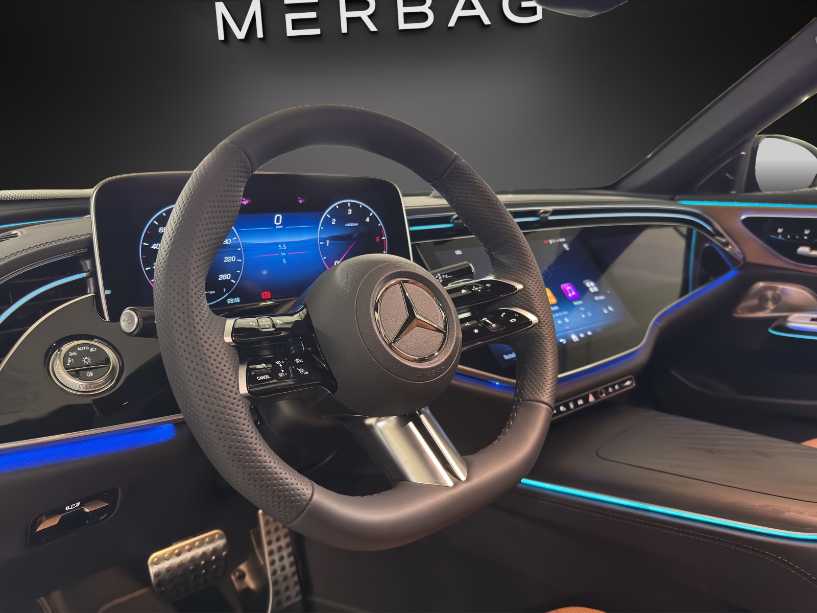 MERCEDES-BENZ E 450 d T 4Matic 9G-Tronic-image-10