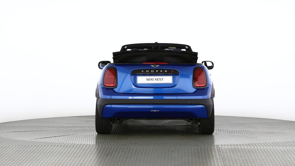 MINI Cooper S Cabrio-image-13