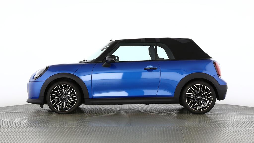 MINI Cooper S Cabrio-image-1