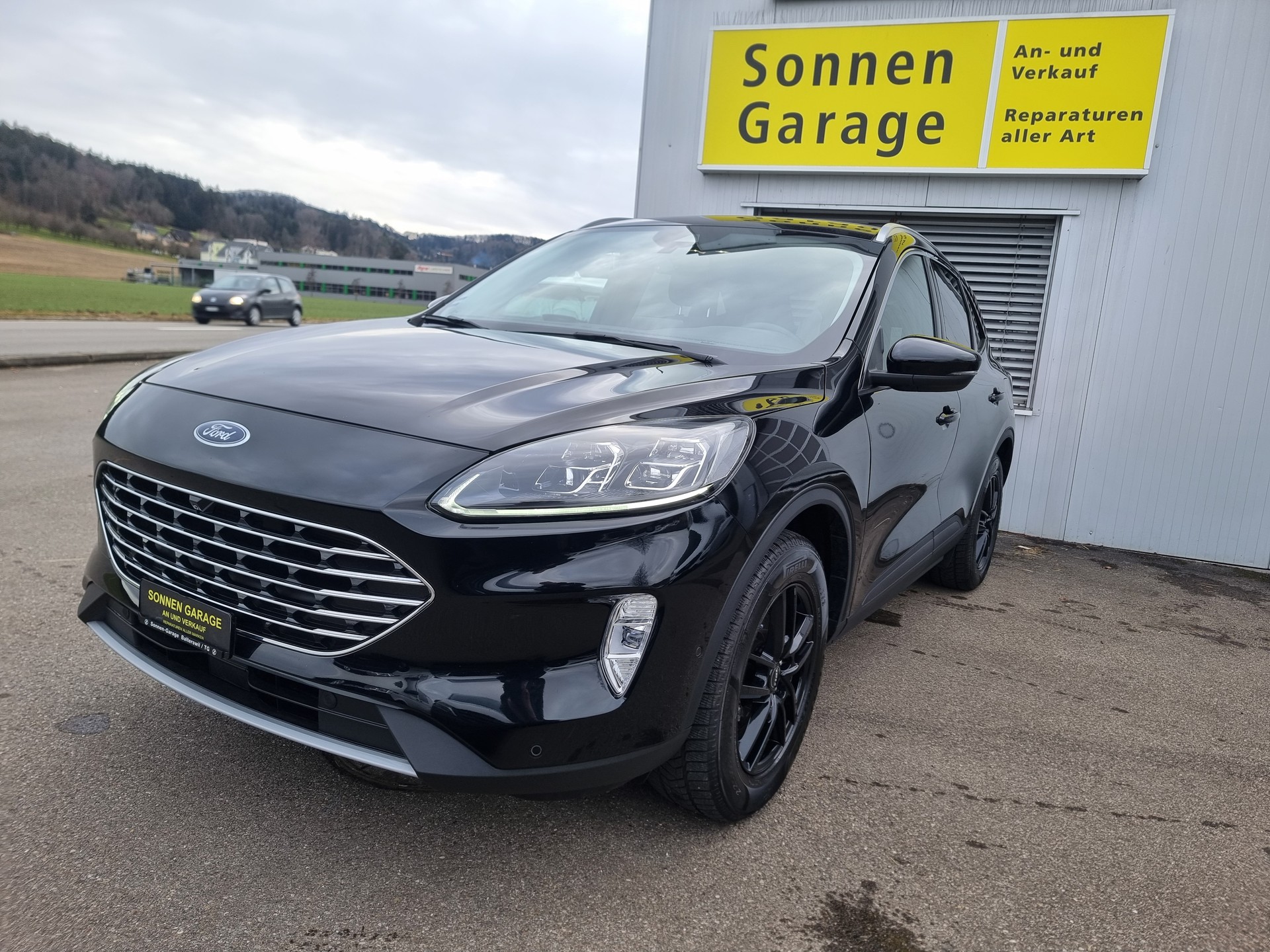 FORD Kuga 2.5 FHEV Titanium X 4WD-image-1