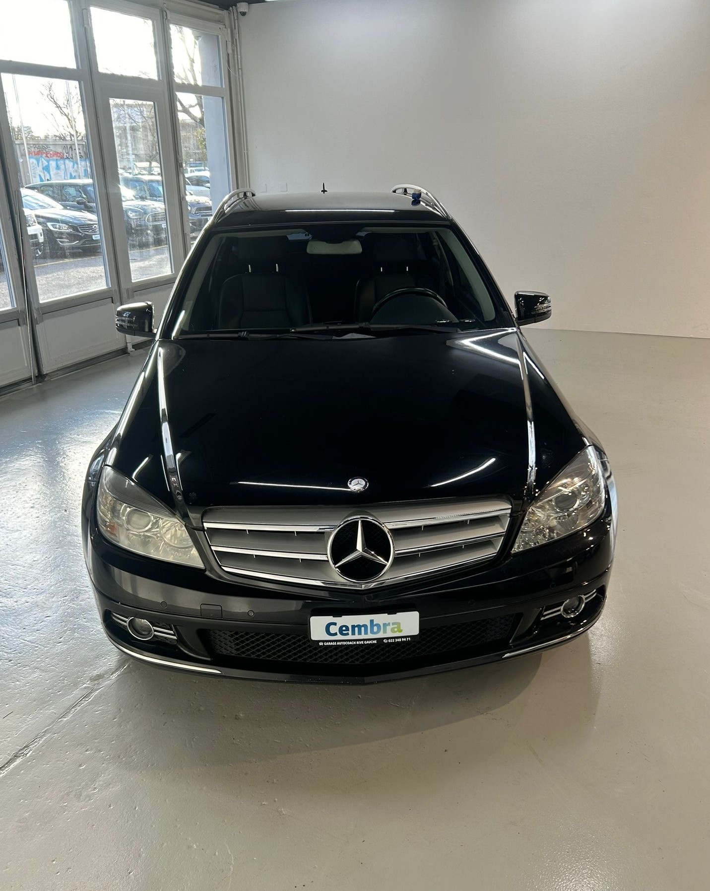 MERCEDES-BENZ C 180 CGI BlueEfficiency Avantgarde Automatic-image-1