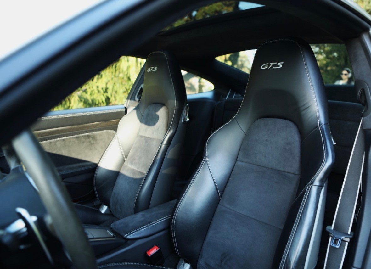 PORSCHE 911 Carrera 4 GTS PDK-image-3