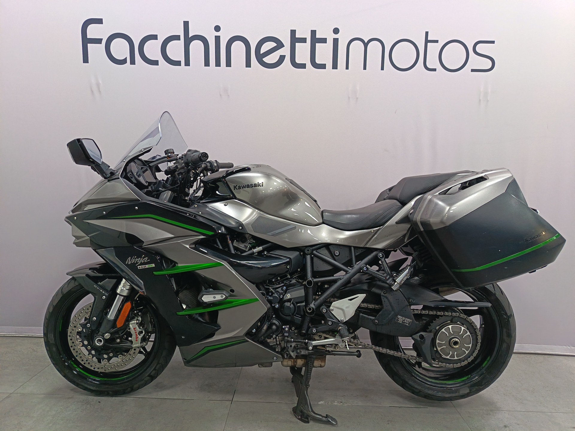KAWASAKI Ninja H2 SX SE+ Performance Tourer-showroom-element-3