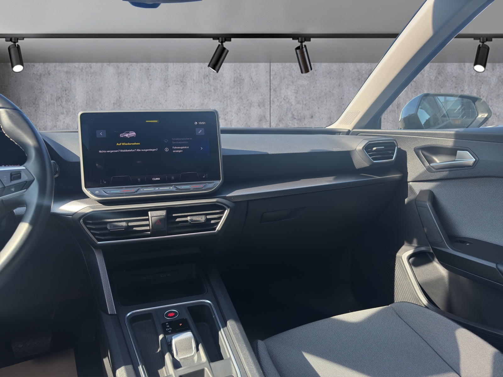 SEAT Leon ST 1.5 eTSI mHEV DSG Style-image-9