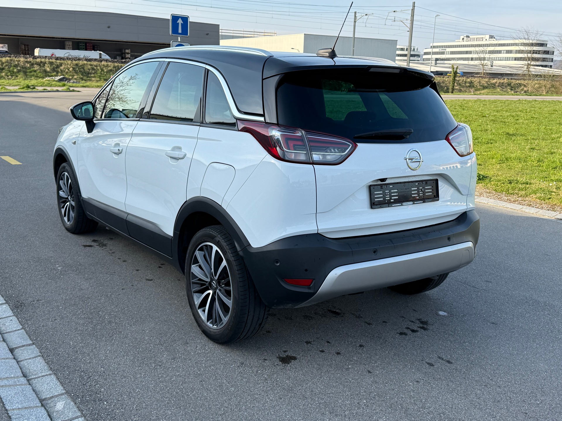 OPEL Crossland X 1.6 CDTi Ultimate-image-5