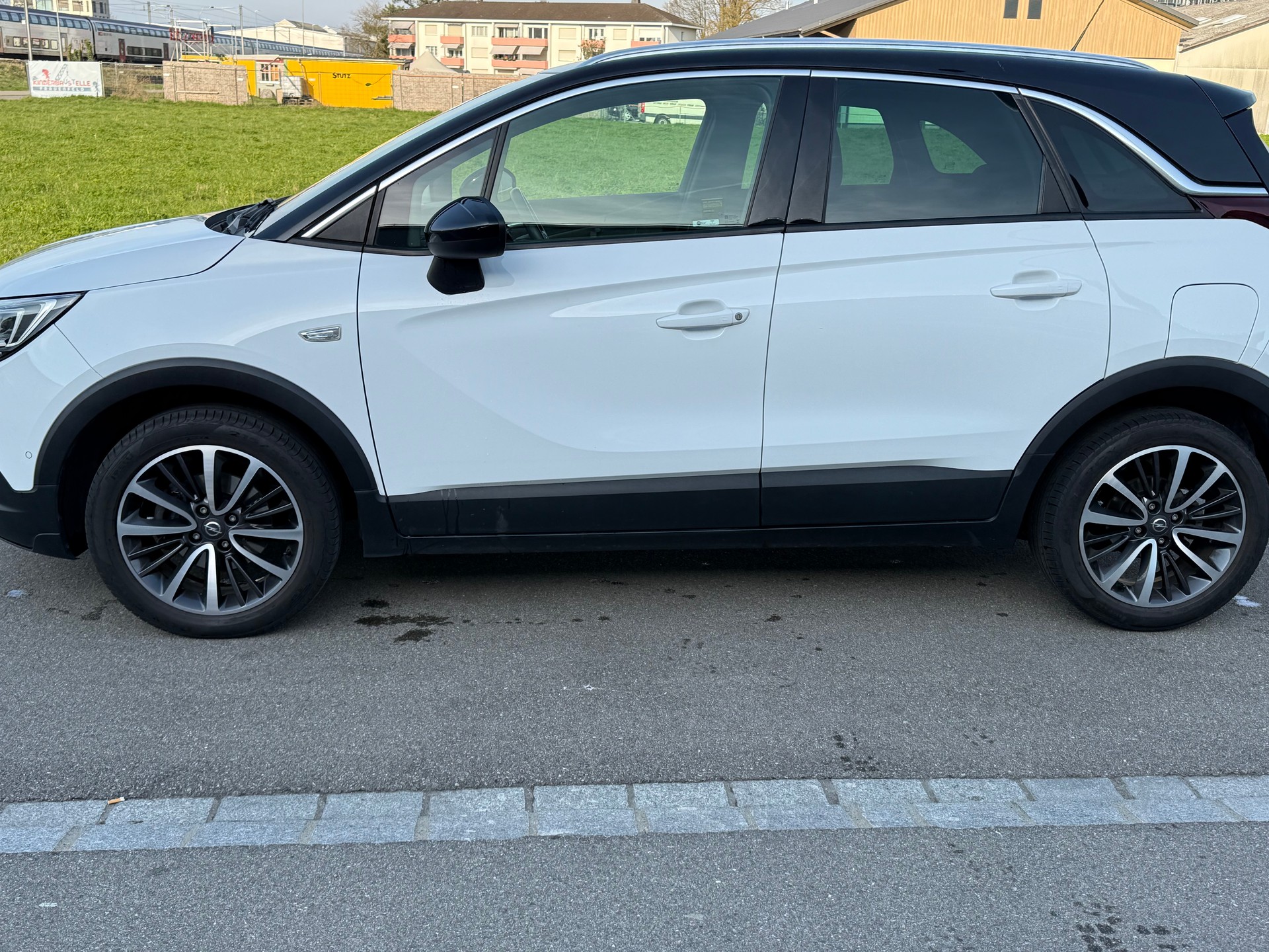OPEL Crossland X 1.6 CDTi Ultimate-image-4