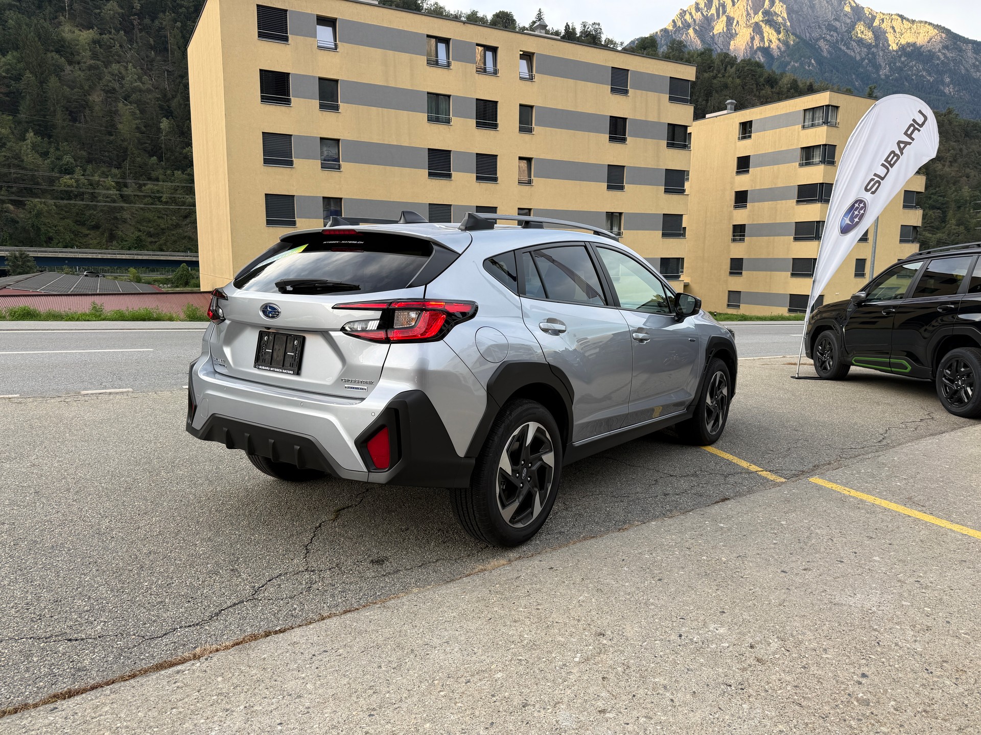 SUBARU Crosstrek 2.0i e-Boxer Swiss Plus-image-5