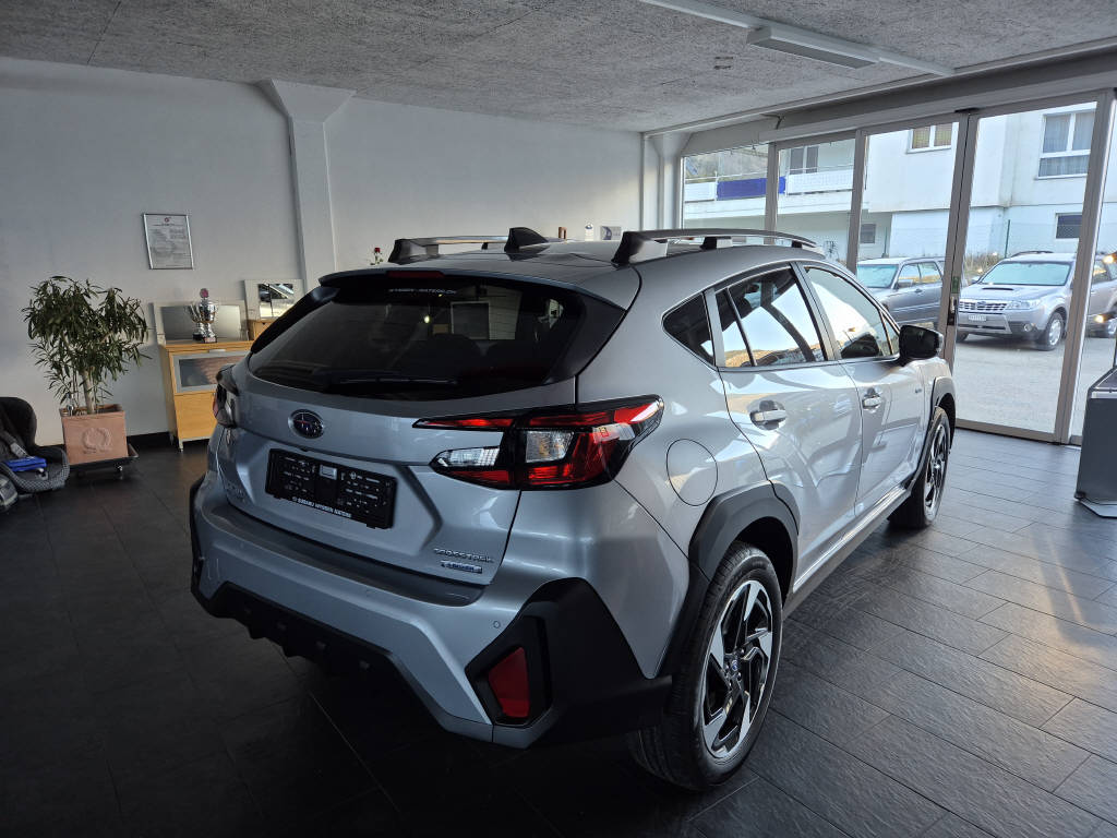SUBARU Crosstrek 2.0i e-Boxer Swiss Plus-image-7