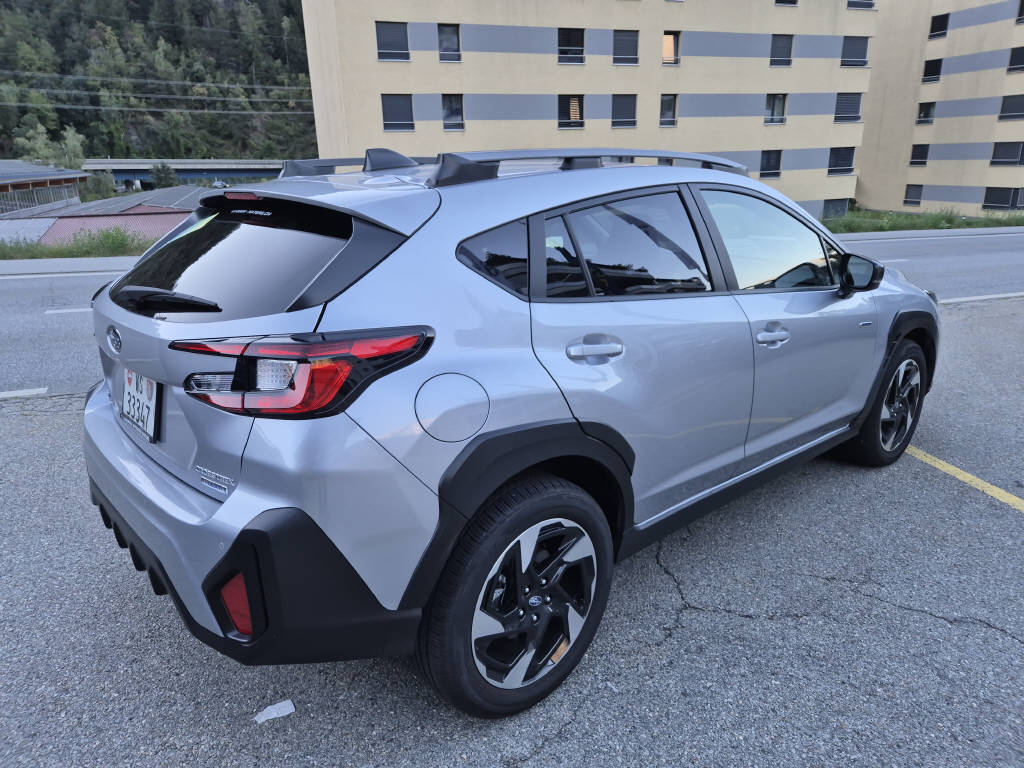 SUBARU Crosstrek 2.0i e-Boxer Swiss Plus-showroom-element-3