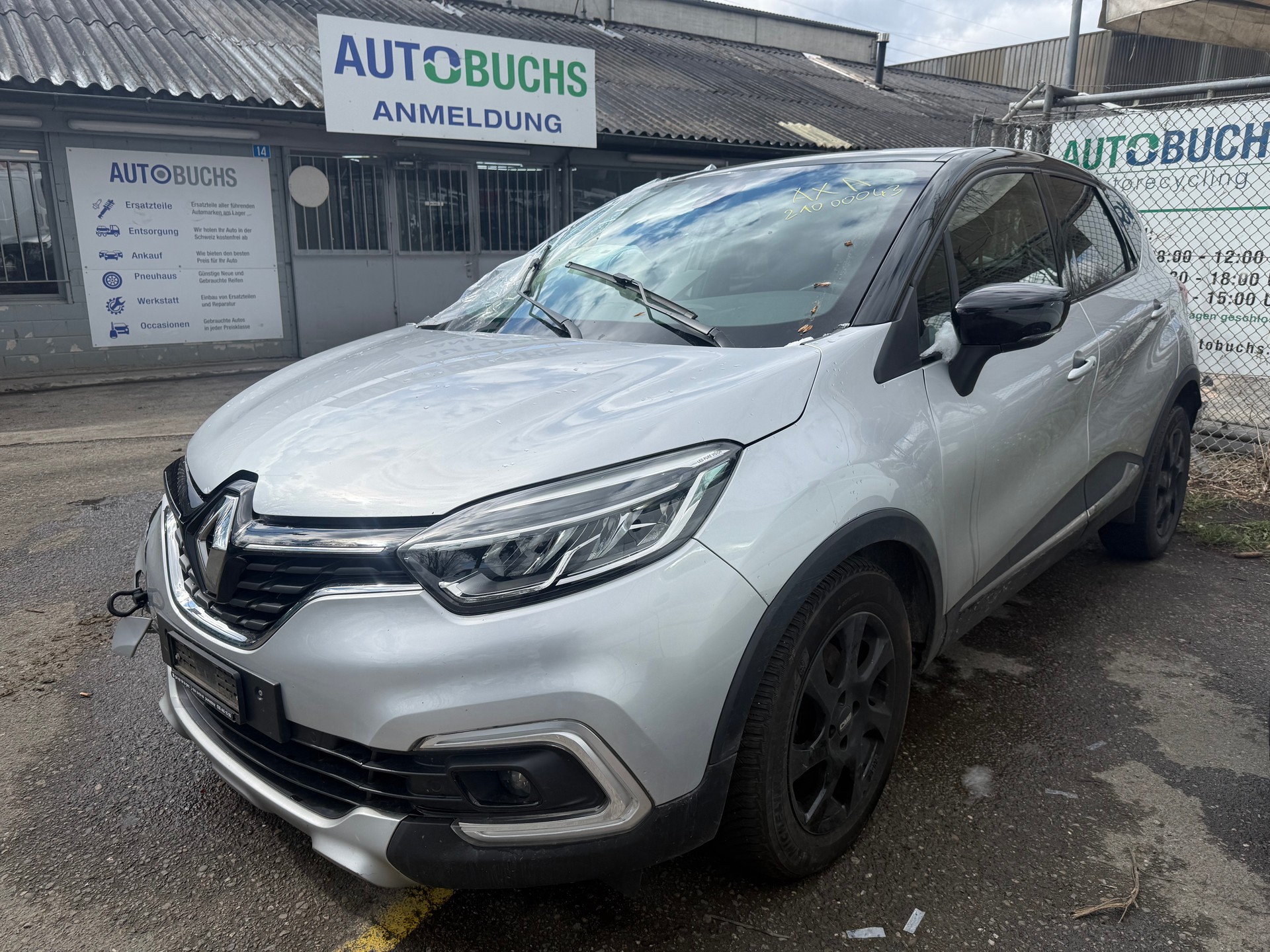 RENAULT Captur 1.2 T 16V Intens-image-5