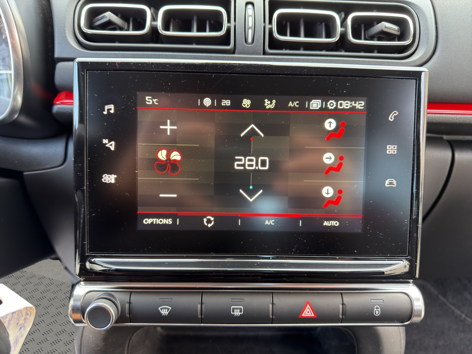CITROEN C3 1.2i PureTech Shine-image-14