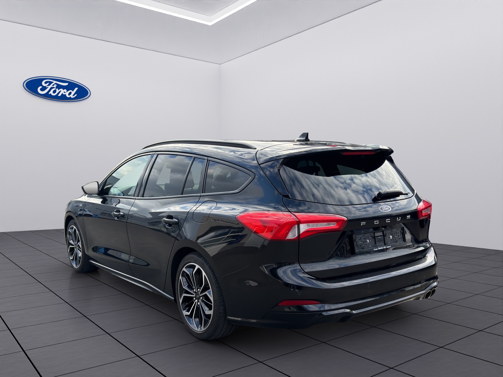 FORD Focus Station Wagon 1.0i EcoB 125 ST-Line X-image-6