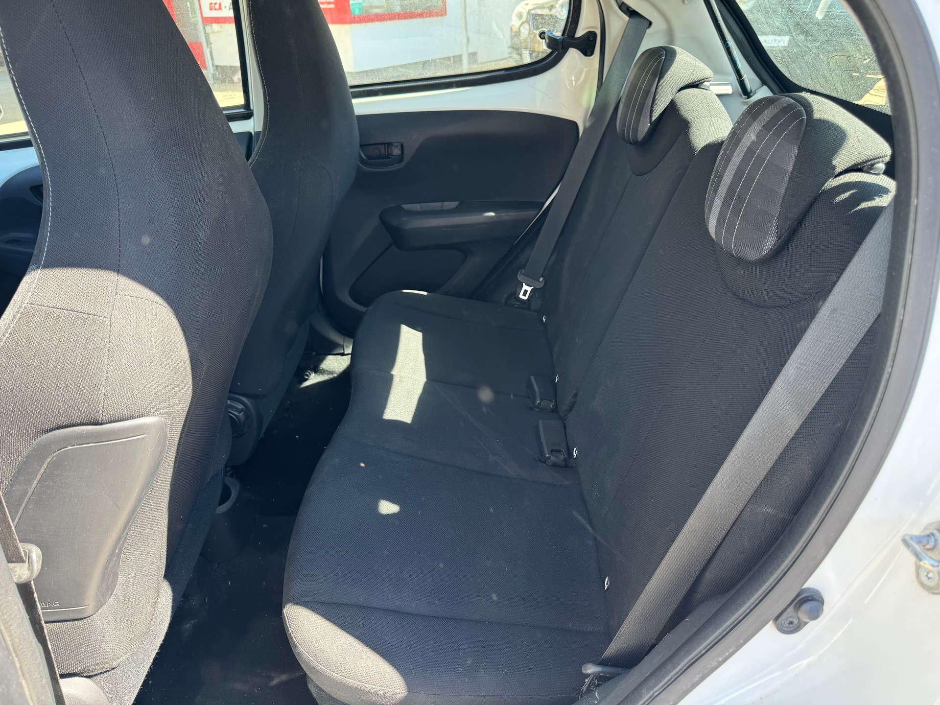 PEUGEOT 108 e-1.0 VTi Stop&Start Active Top-image-10
