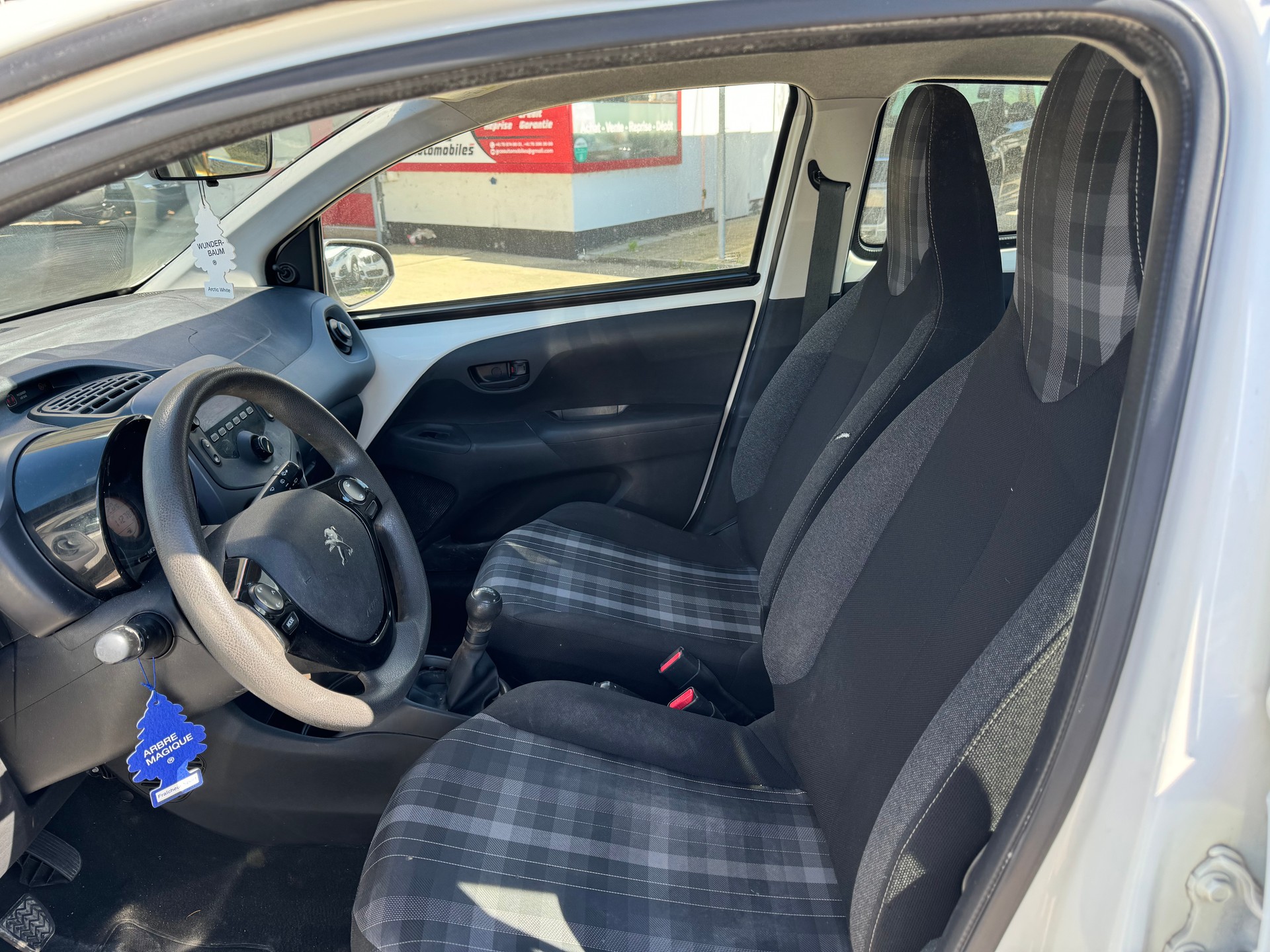 PEUGEOT 108 e-1.0 VTi Stop&Start Active Top-image-8