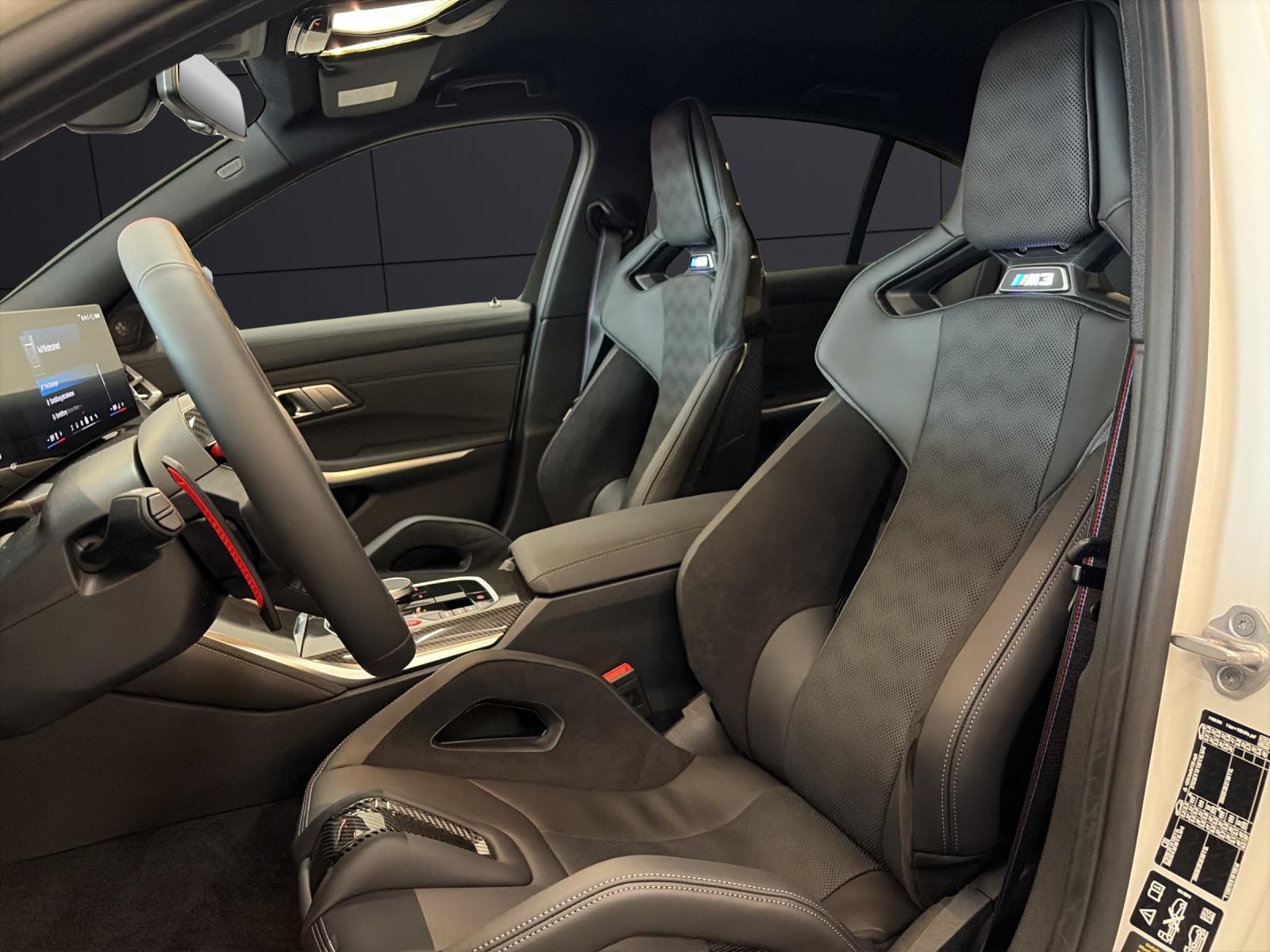 BMW M3 Competition xDrive-image-9