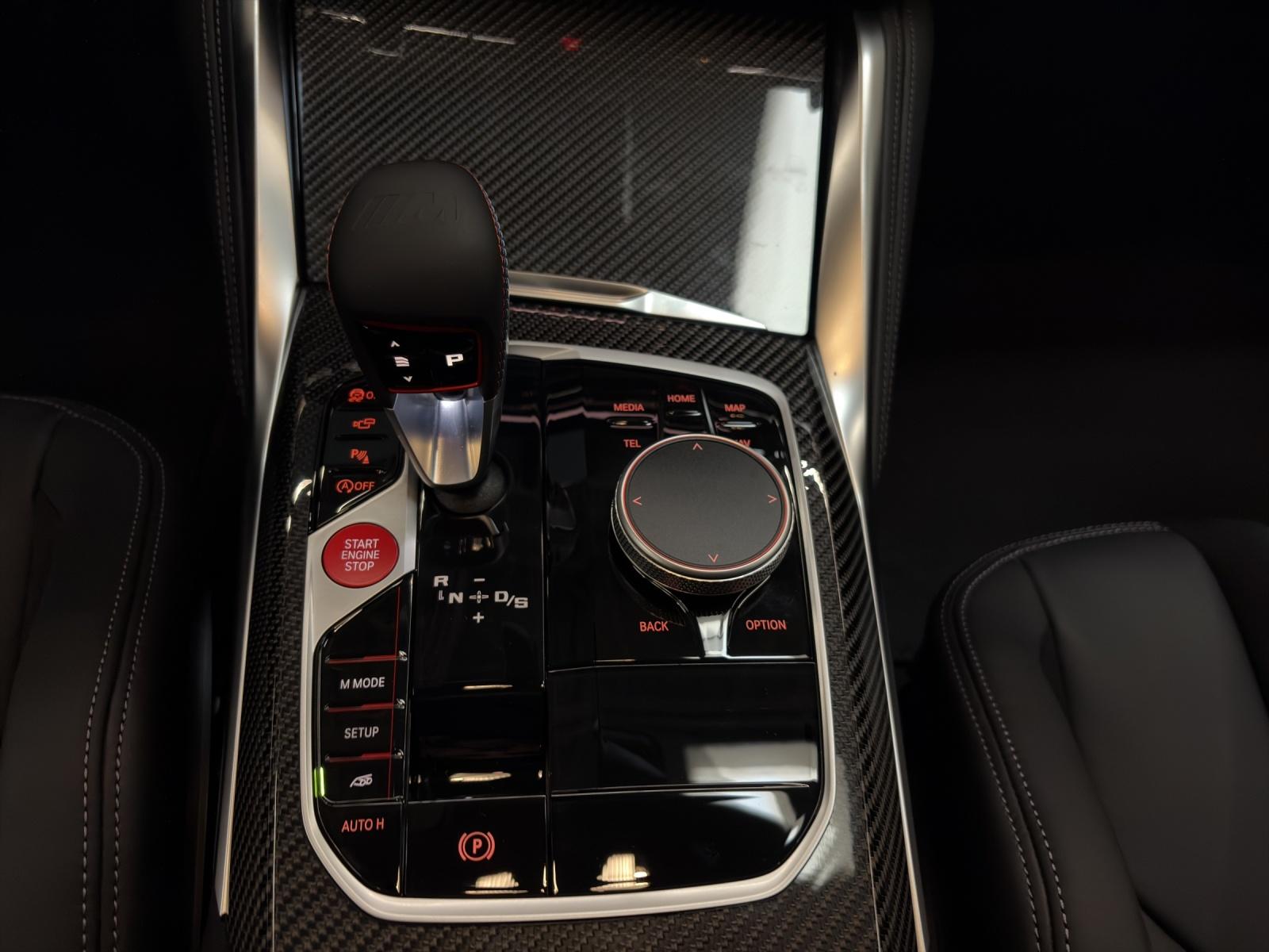 BMW M3 Competition xDrive-image-11