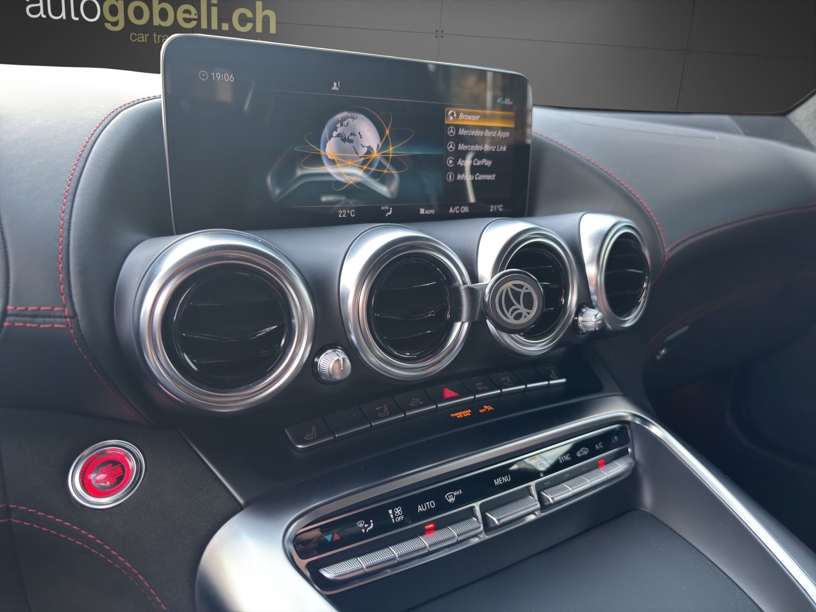 MERCEDES-BENZ AMG GT C Roadster Speedshift DCT-image-9