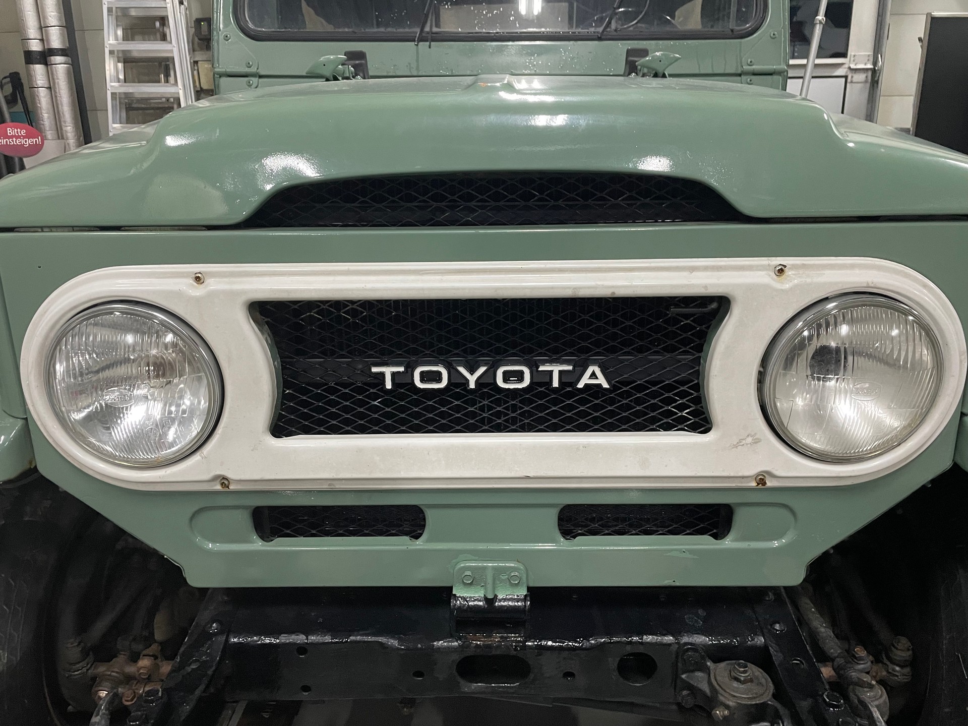 TOYOTA FJ40-image-1