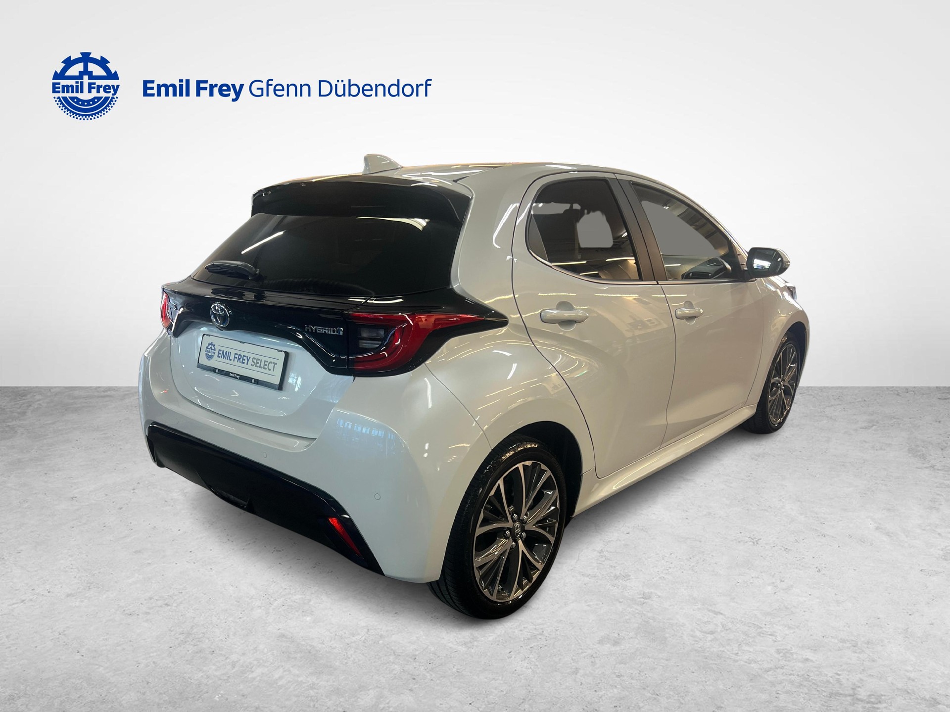 TOYOTA Yaris 1.5 VVT-i HSD Premium-image-4