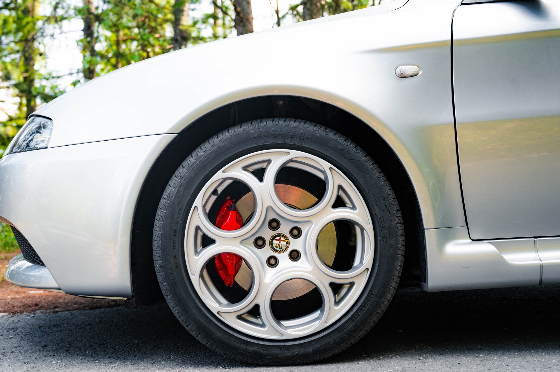 ALFA ROMEO 147 3.2 GTA-image-3