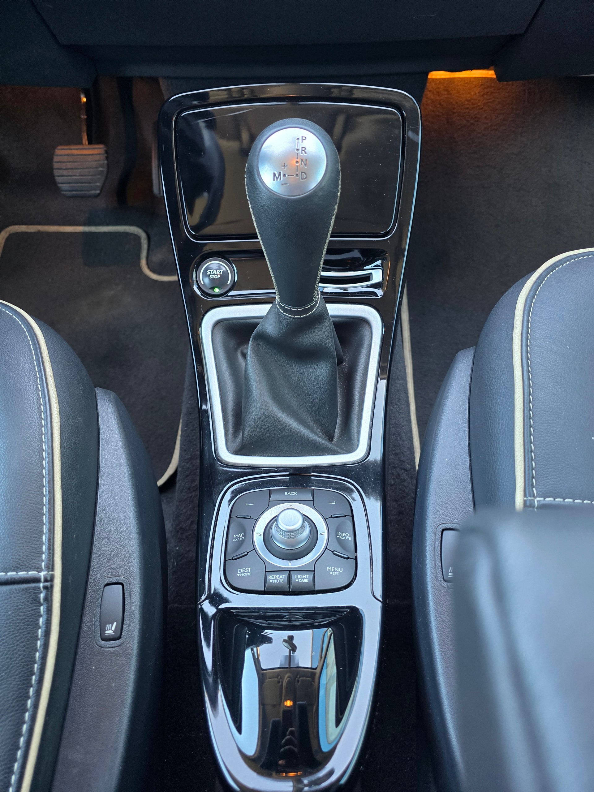 RENAULT Espace 2.0 dCi Intens EDC-image-19