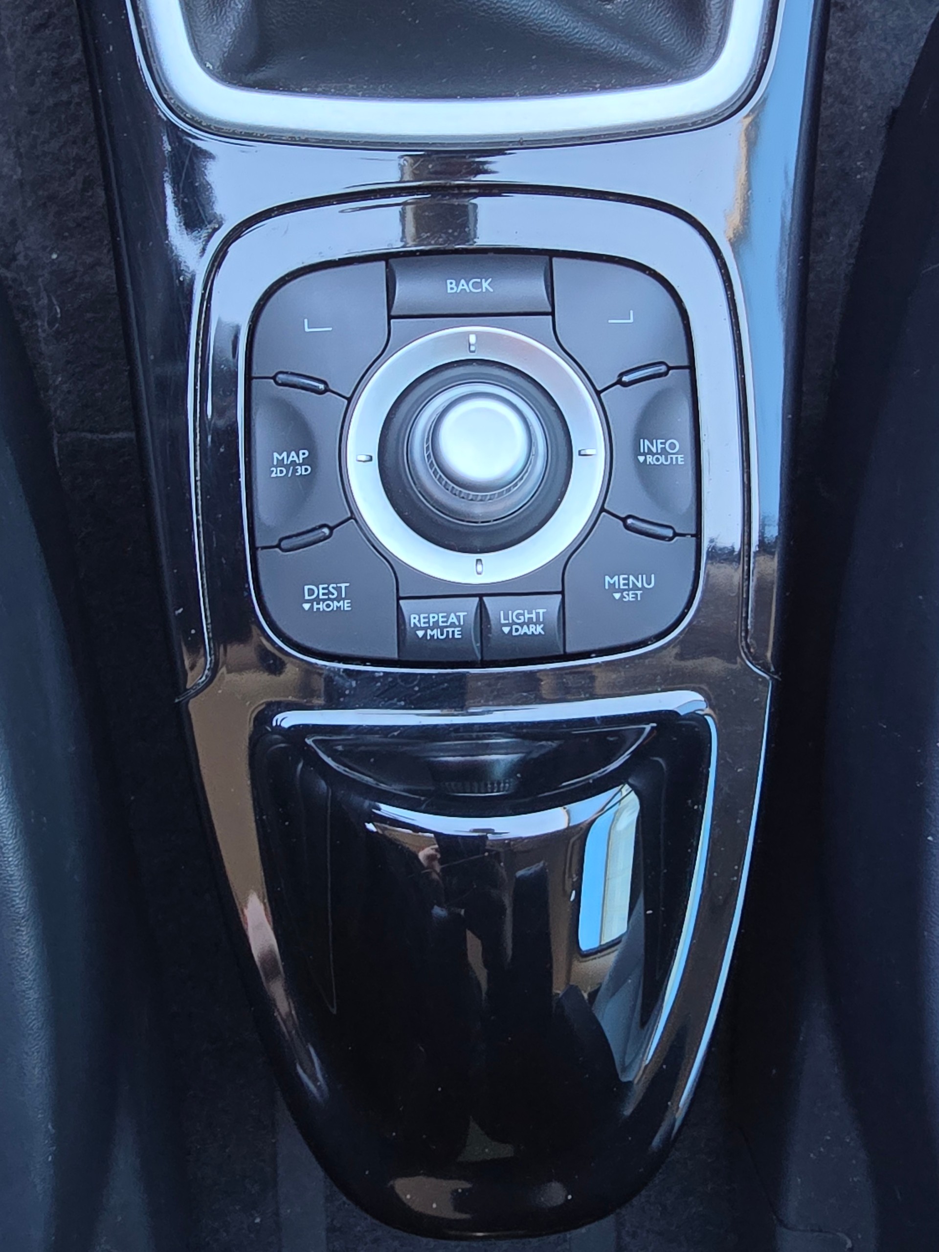 RENAULT Espace 2.0 dCi Intens EDC-image-27