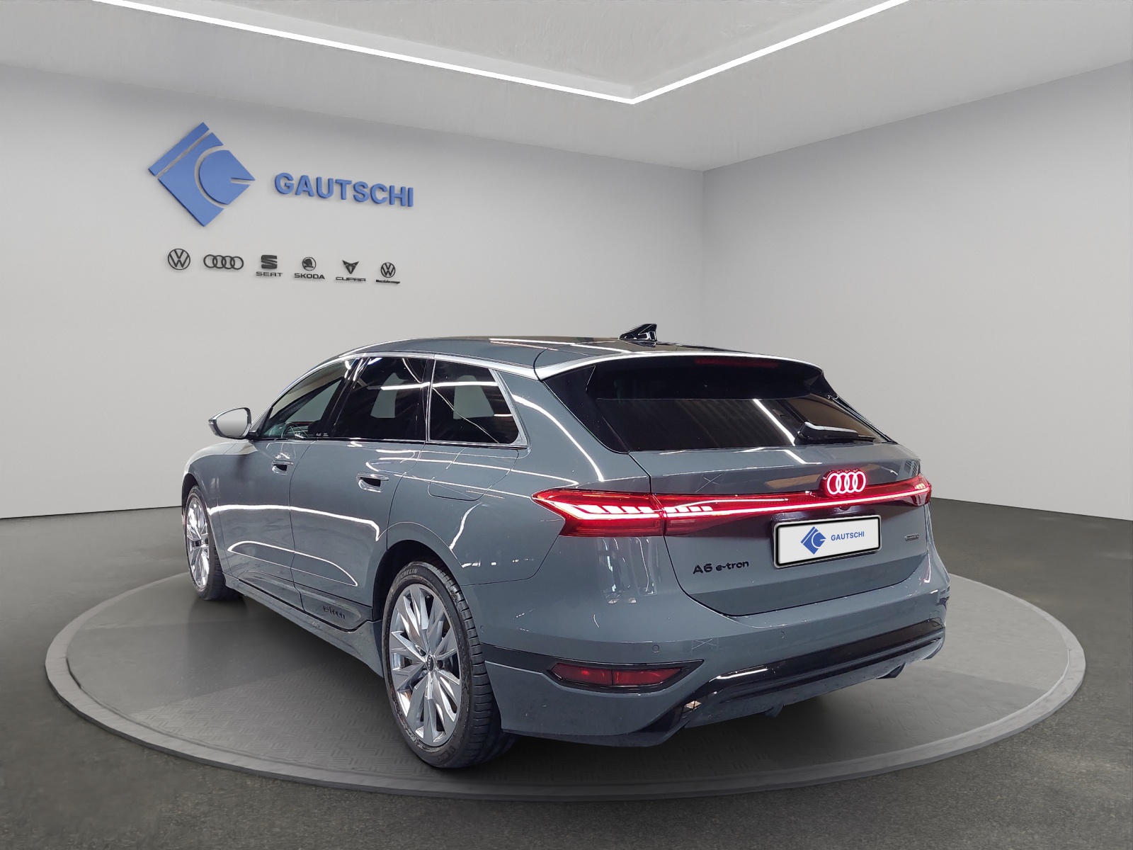 AUDI A6 Avant e-tron quattro-image-2