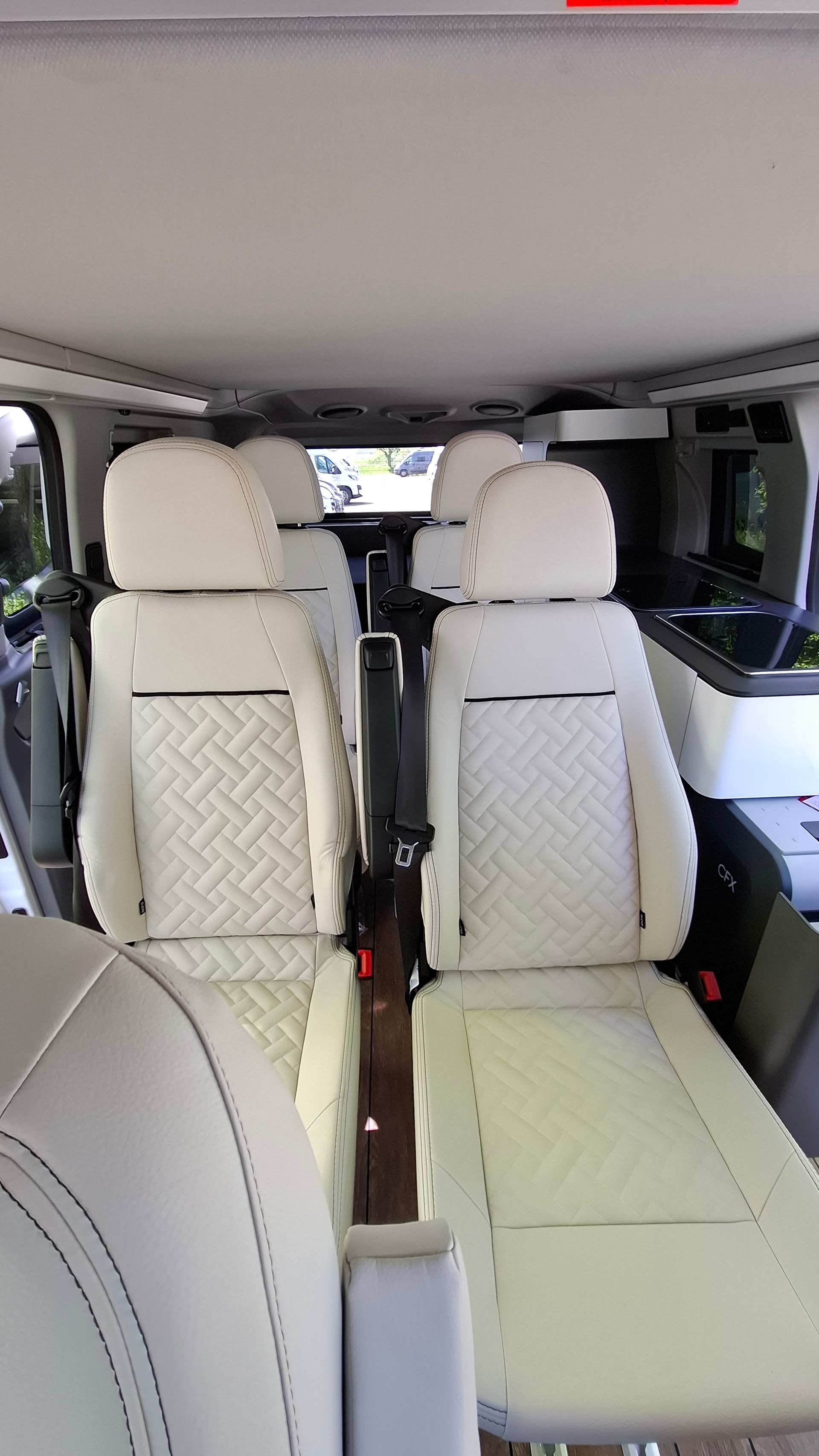 FORD Custom Dreamer City Camp AWD 6 places-image-6
