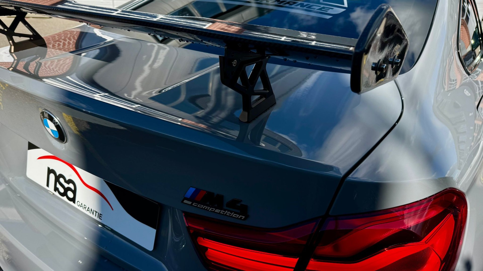 BMW M4 Coupé Limited Edition 1/20 M-PERF DKG-image-23