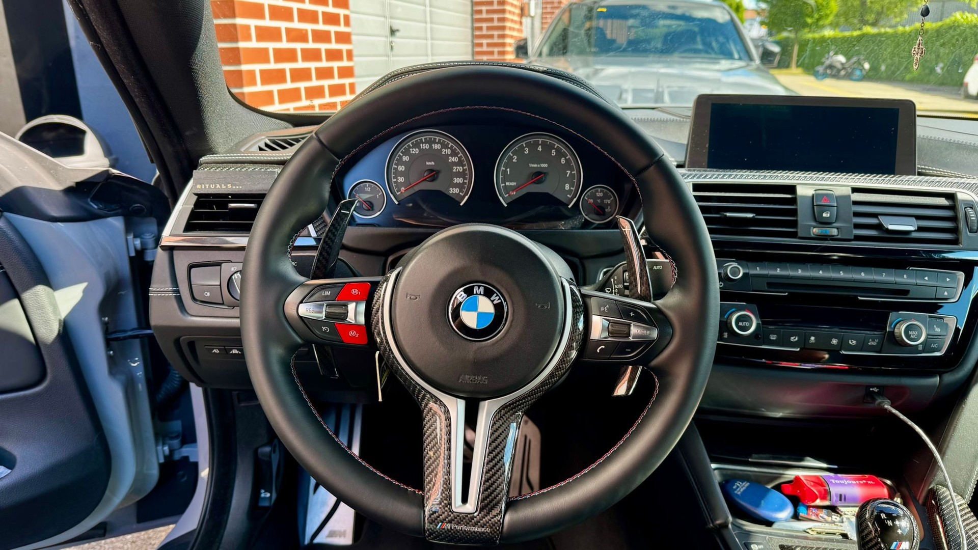 BMW M4 Coupé Limited Edition 1/20 M-PERF DKG-image-13