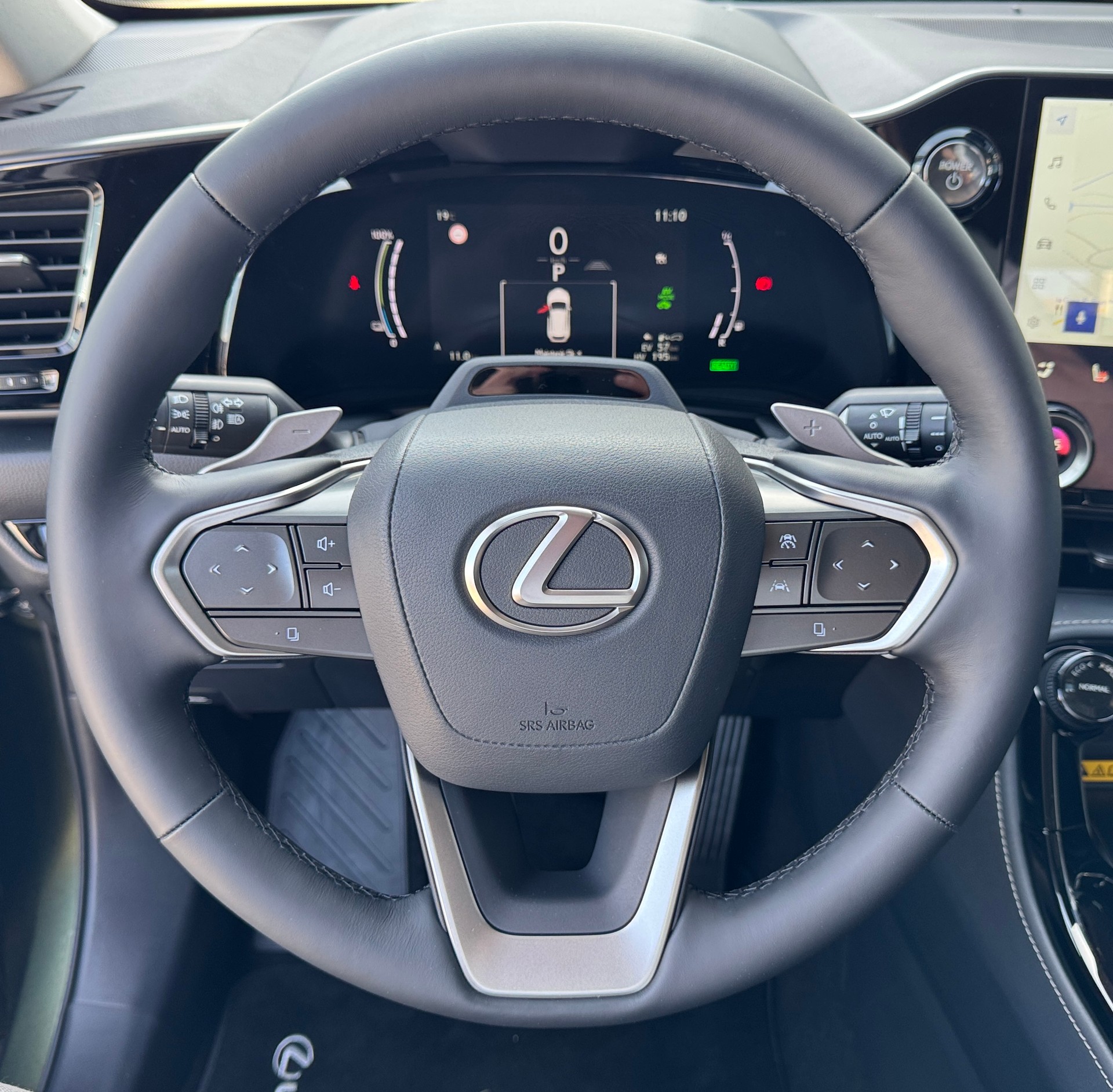 LEXUS NX 450h+ E-FOUR Comfort-image-16