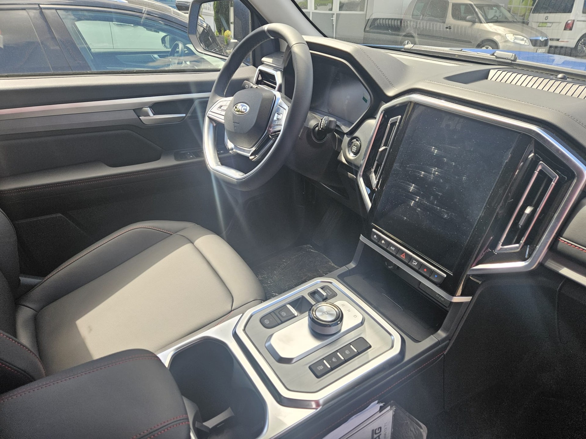 JAC T9EV 88kWh Advance 4x4-image-6