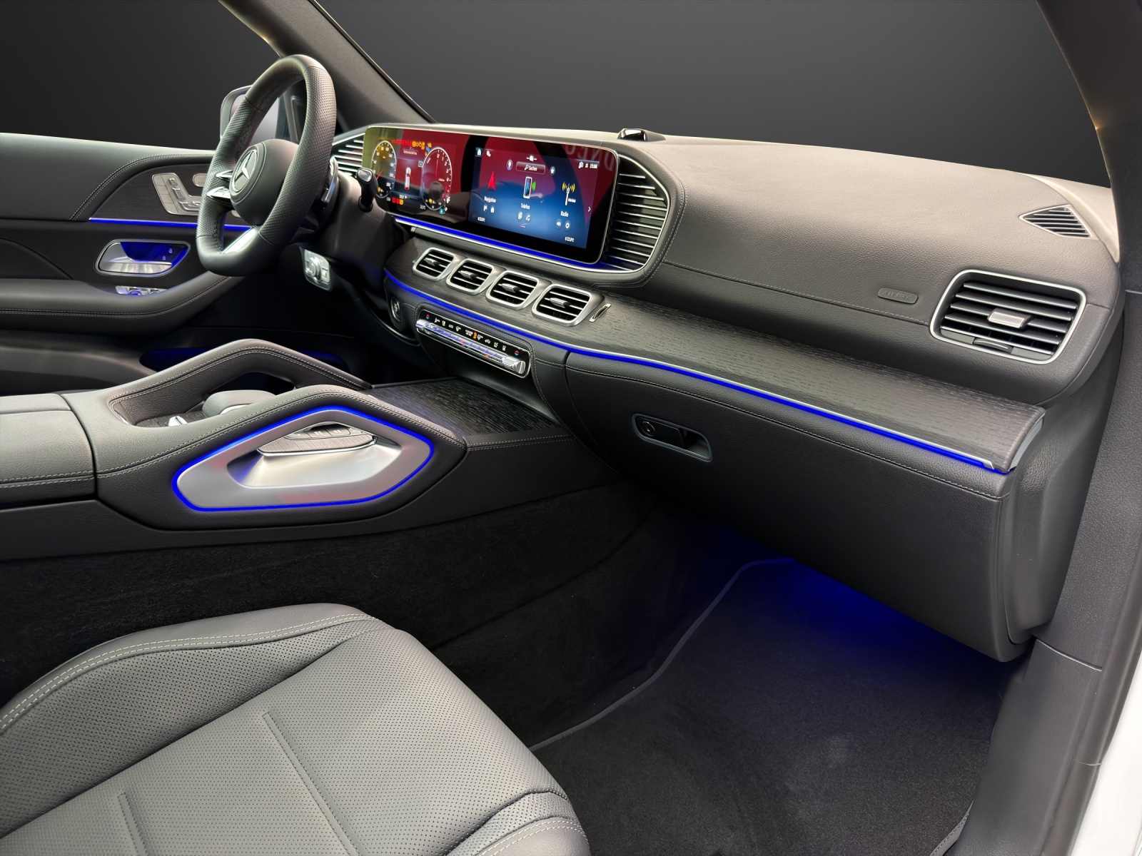 MERCEDES-BENZ GLE 350 de 4MATIC with EQ Hybrid Technology-image-8