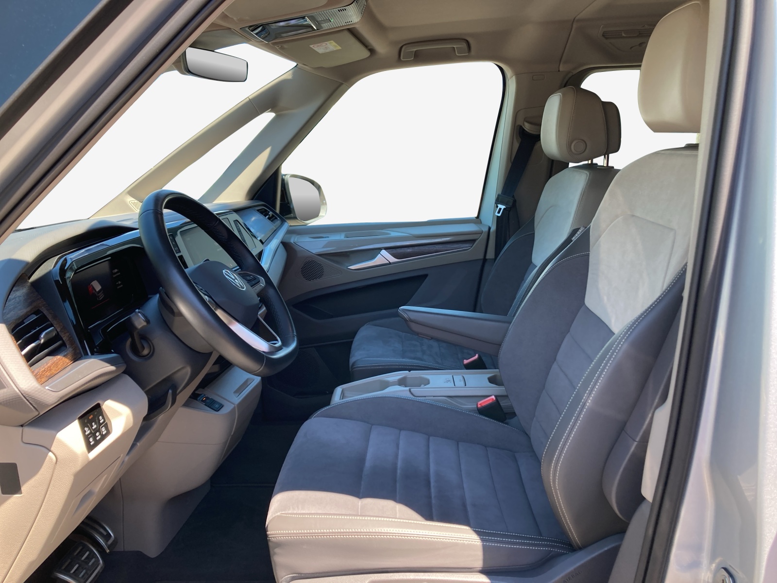 VW Multivan 2.0 TDI Style DSG Lang-image-7