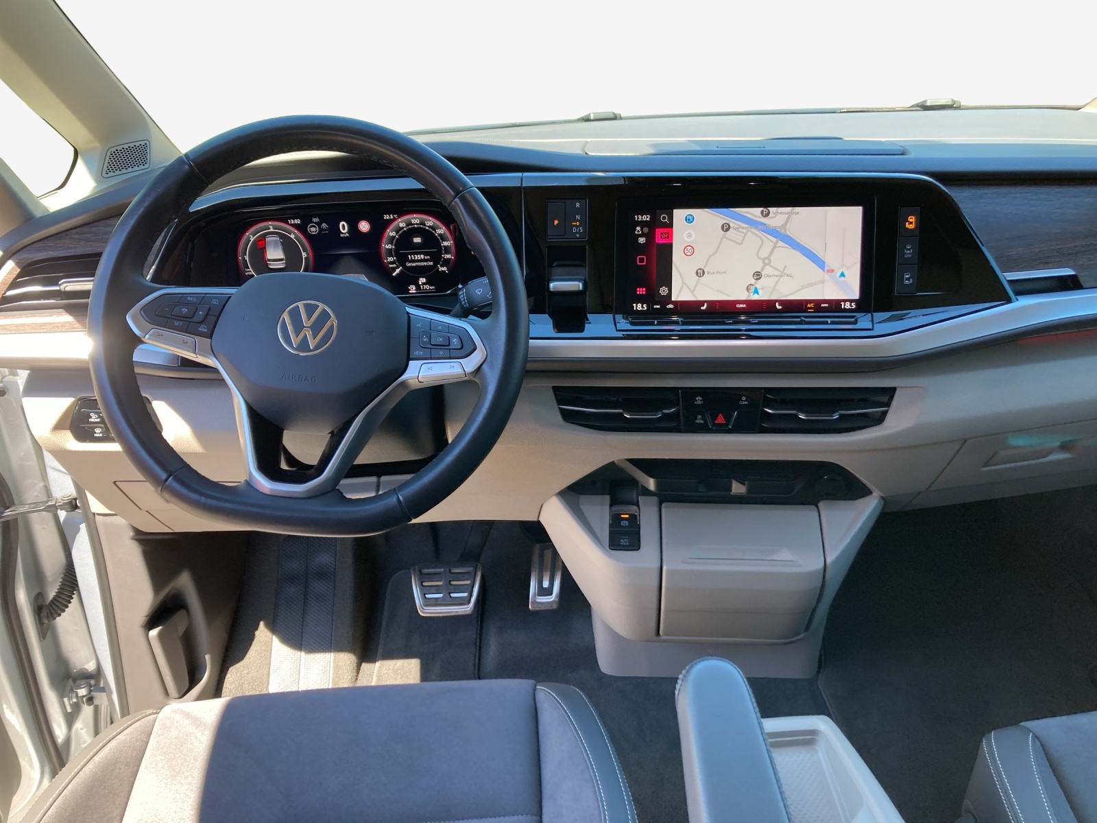 VW Multivan 2.0 TDI Style DSG Lang-image-8