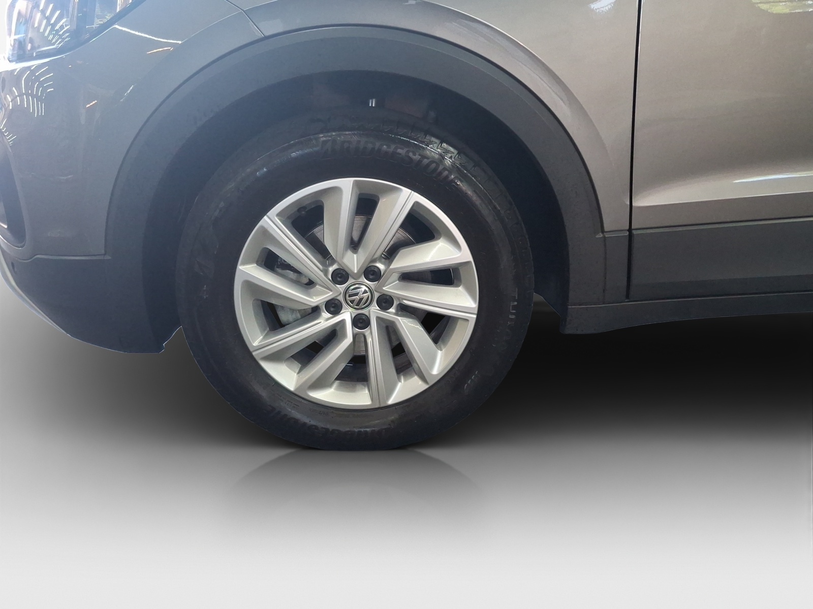 VW T-Cross 1.0 TSI Life-image-14