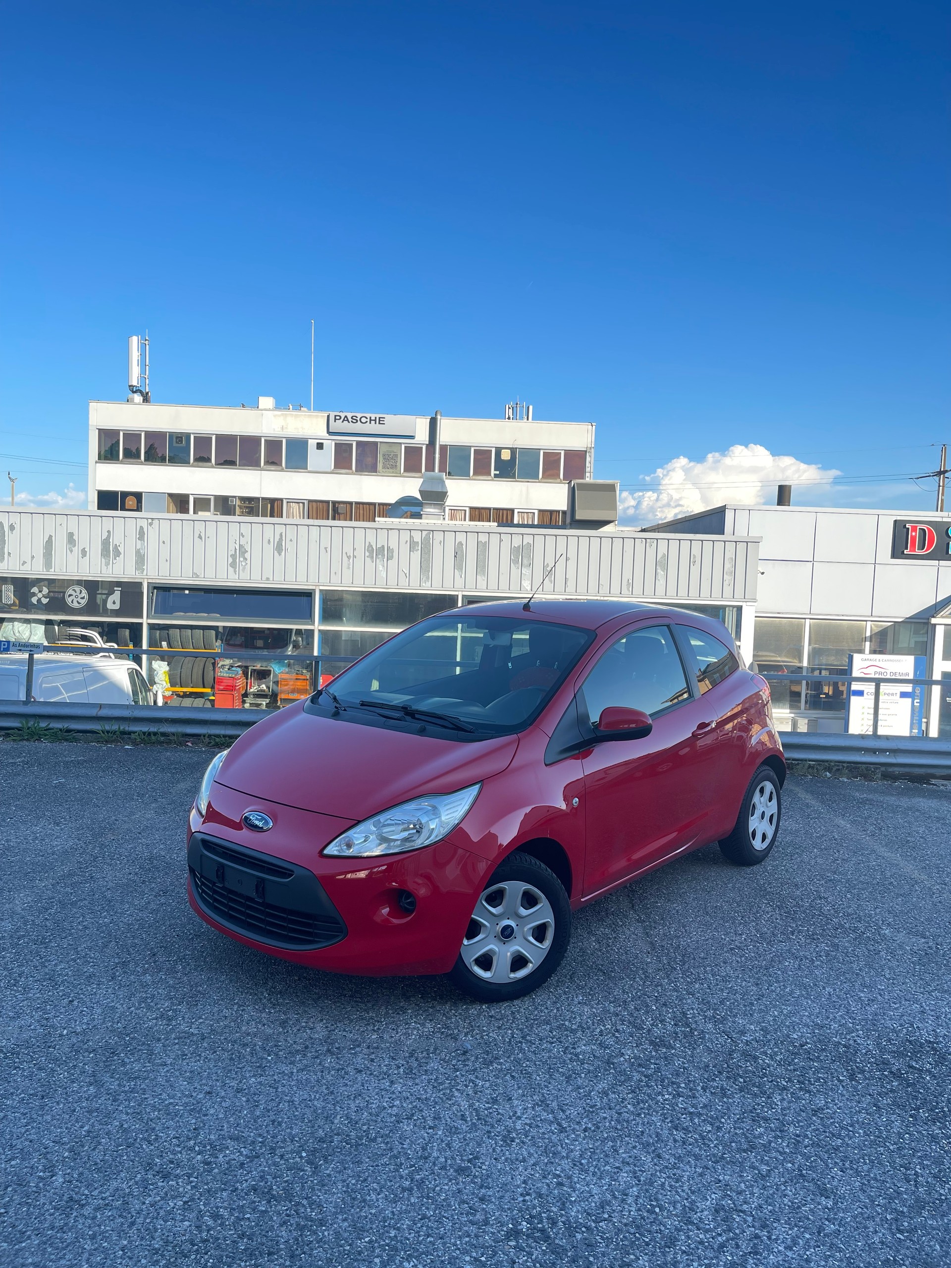 FORD KA