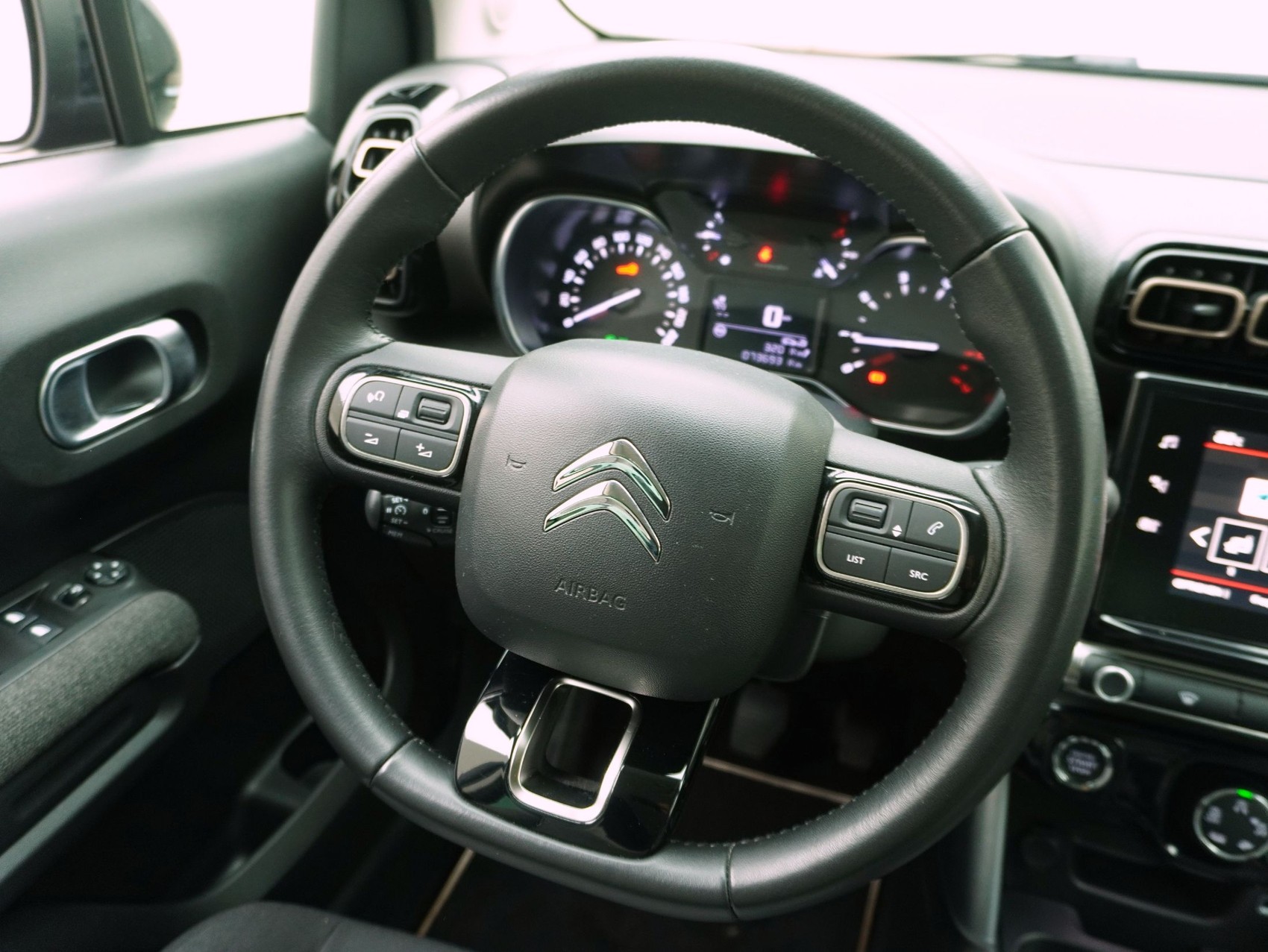 CITROEN C3 Aircross 1.2 PureTech Origins-image-9