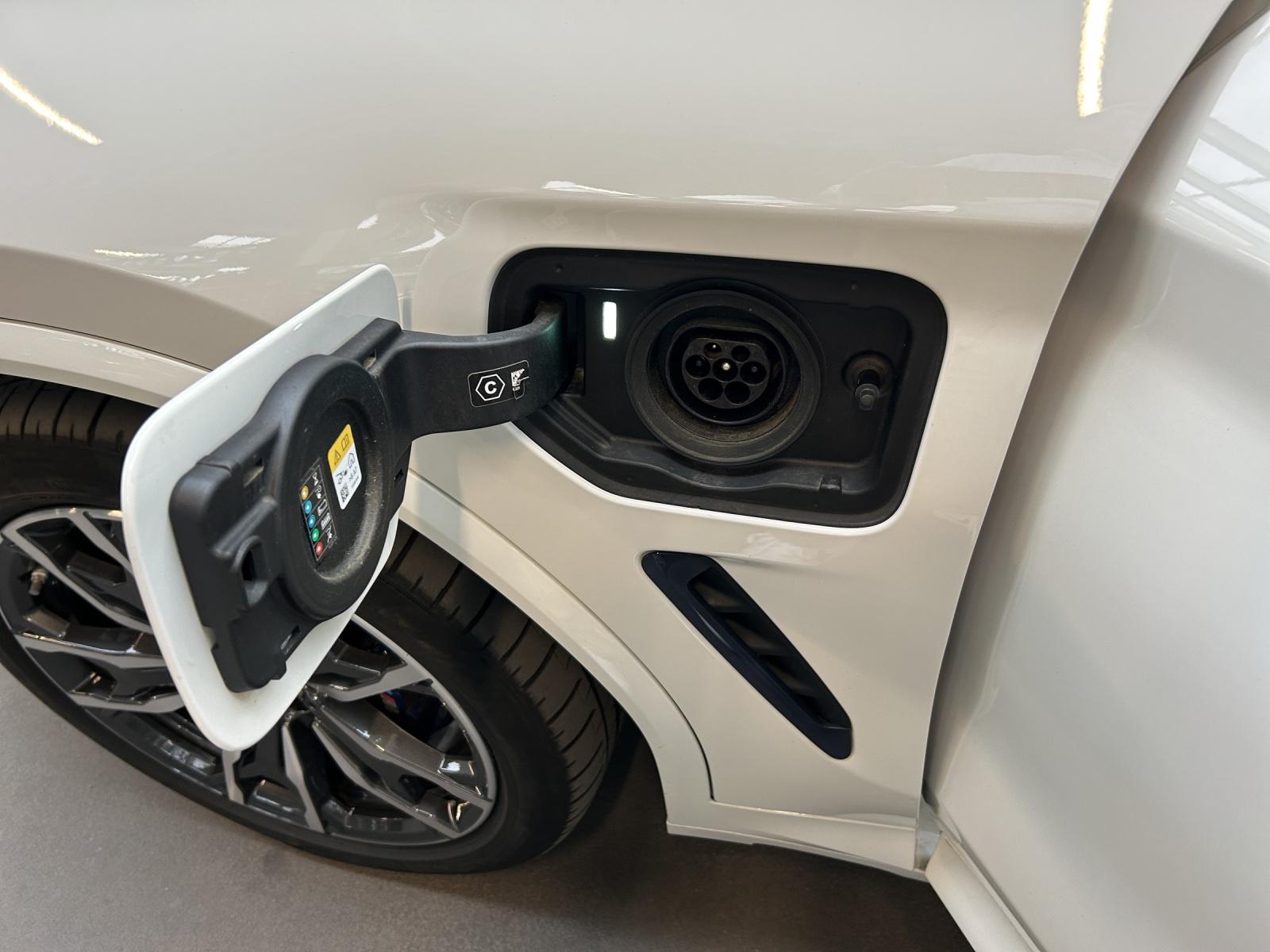 BMW X3 30e xDrive SAG-image-13