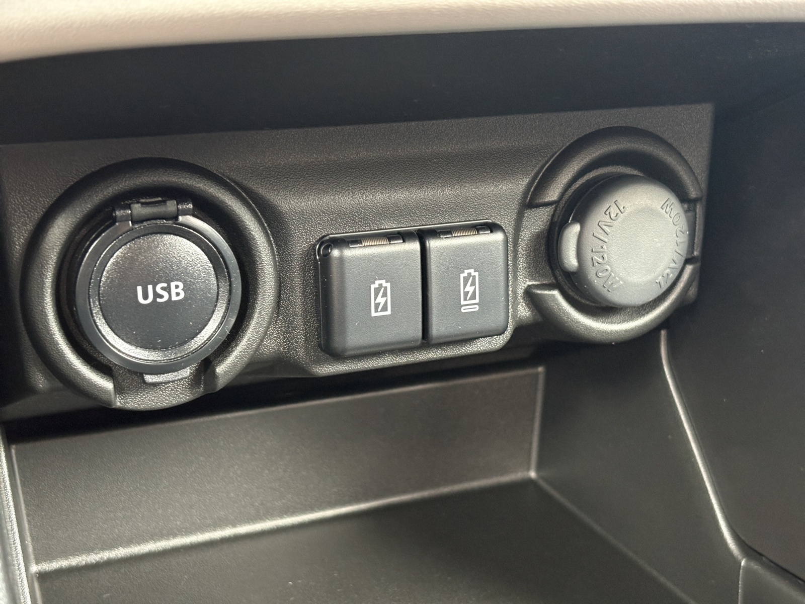 SUZUKI Swift 1.2 Compact Top Hybrid-image-18