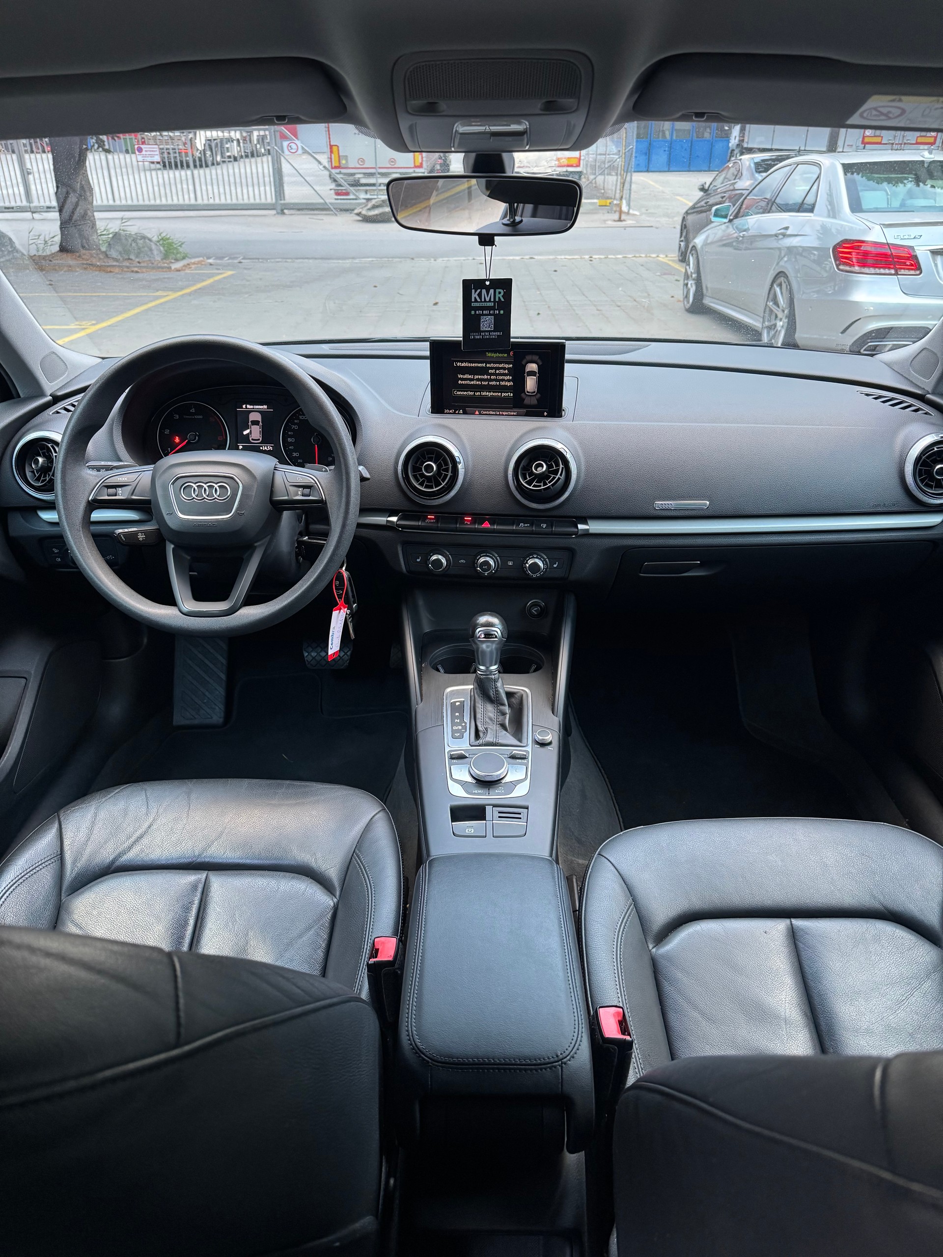 AUDI A3 Sportback 1.6 TDI S-tronic-image-5