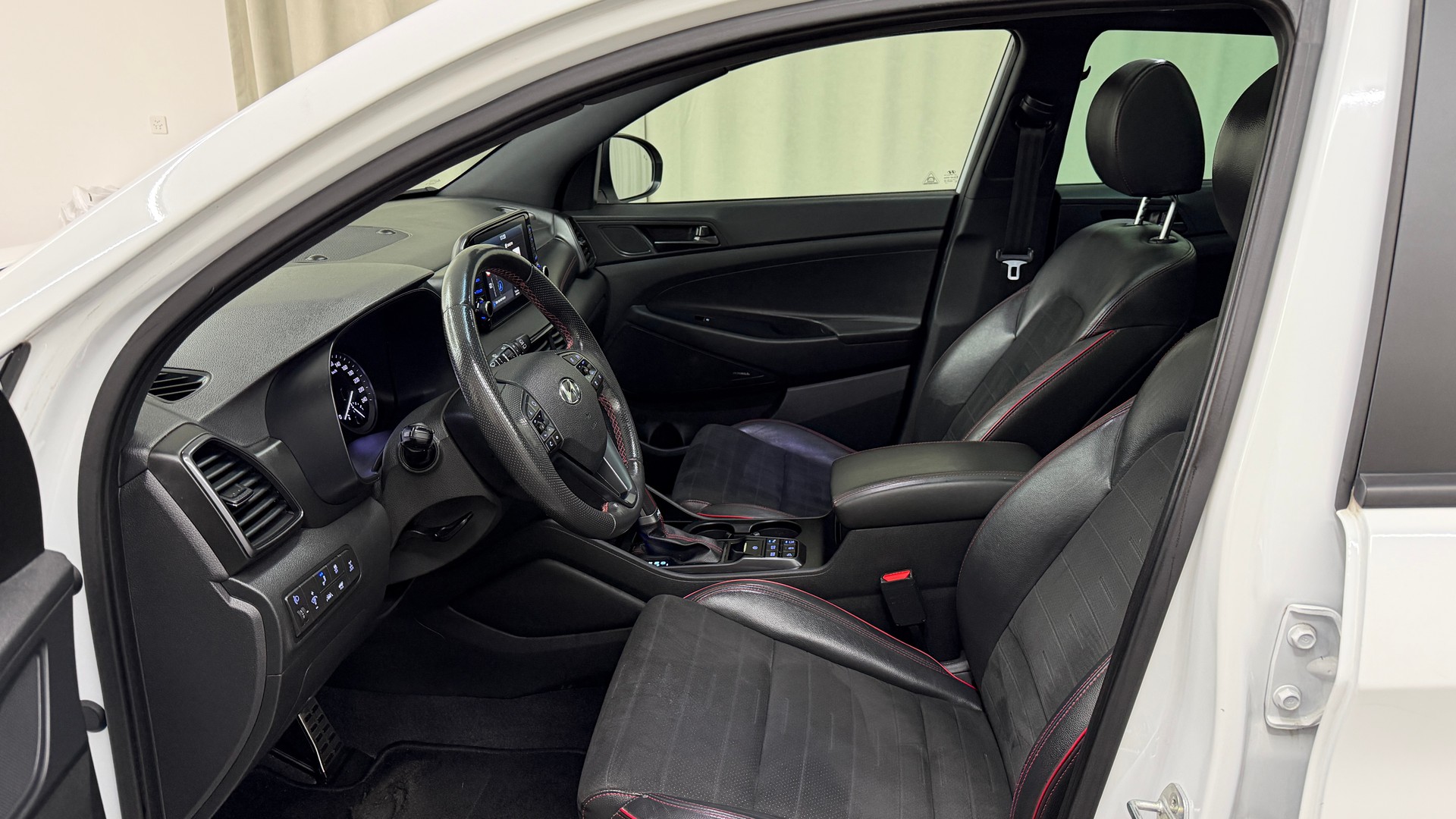 HYUNDAI Tucson 1.6 TGDI N-Line 4WD DCT-image-6
