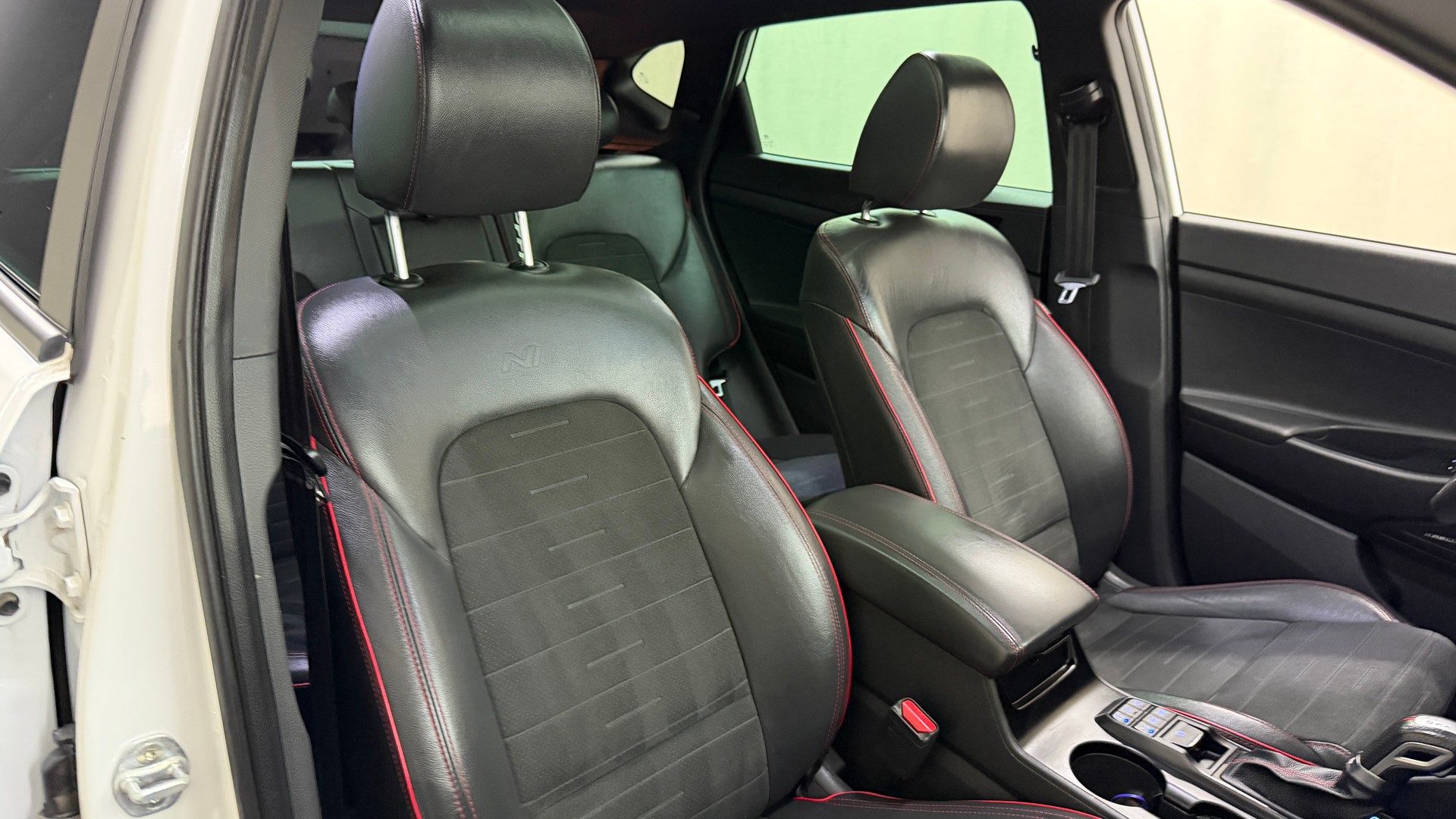 HYUNDAI Tucson 1.6 TGDI N-Line 4WD DCT-image-11