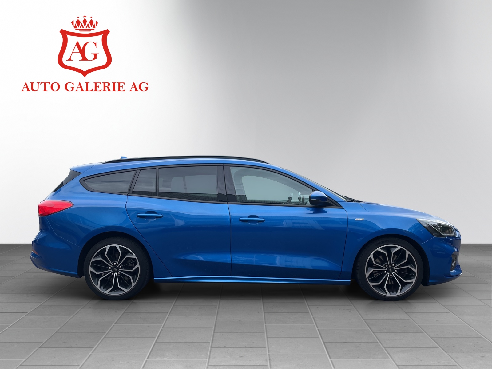 FORD Focus 2.0 TDCi ST Line Automatic-image-3