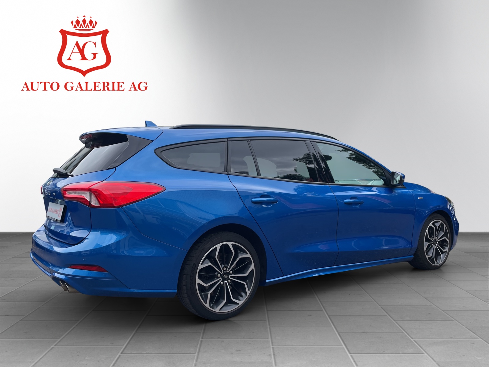 FORD Focus 2.0 TDCi ST Line Automatic-image-4