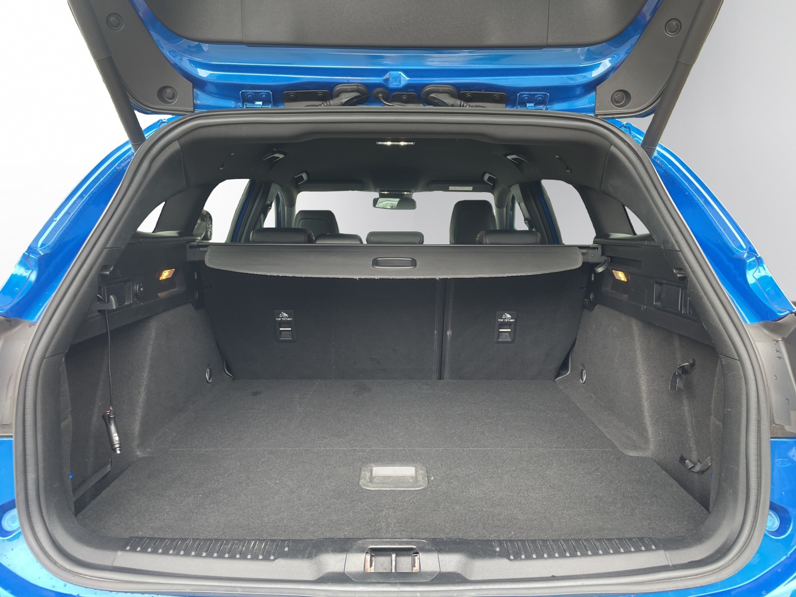 FORD Focus 2.0 TDCi ST Line Automatic-image-18