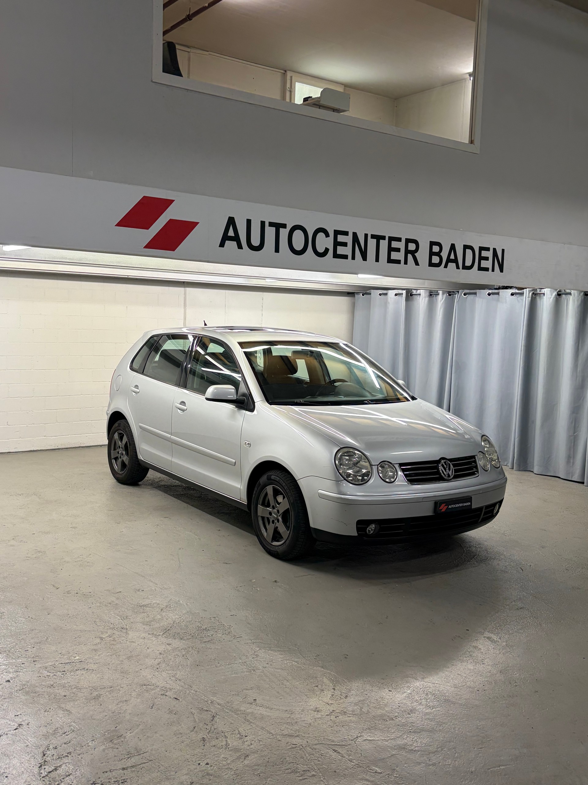 VW Polo 1.4 16V Comfortline-showroom-element-2