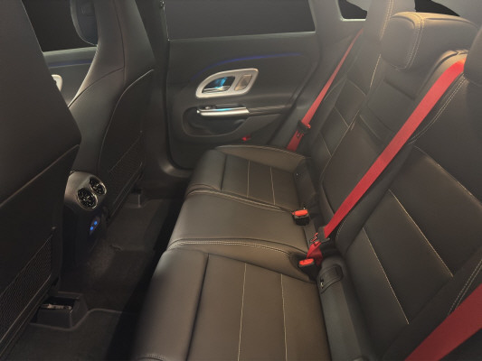 MERCEDES-BENZ CLA SB 220 4M 8G-DCT-image-7