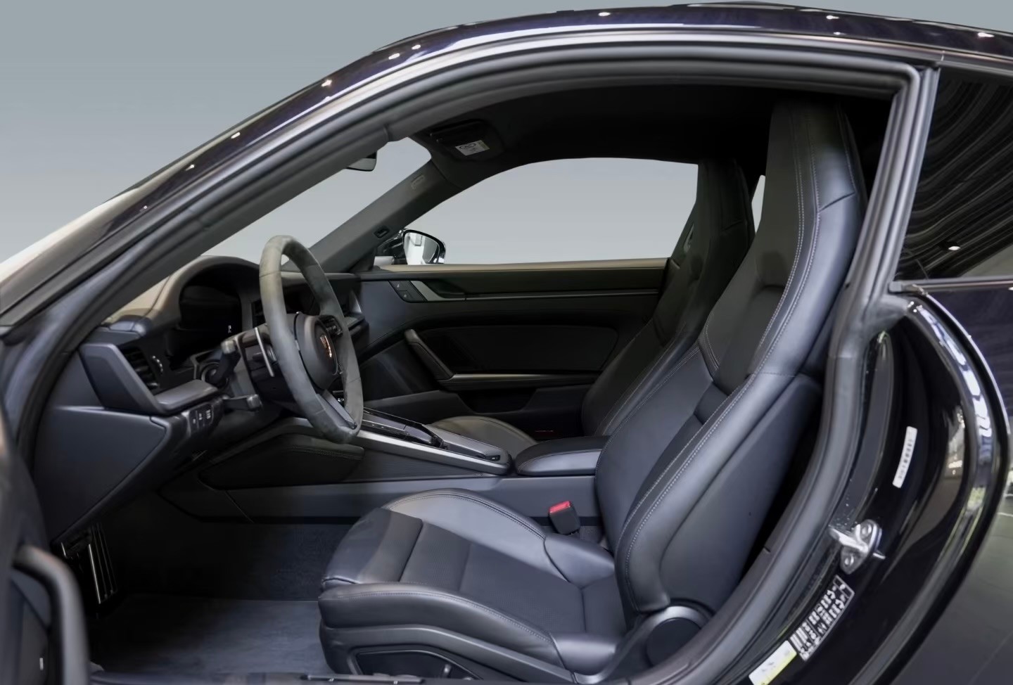 PORSCHE 911 Carrera PDK-image-11