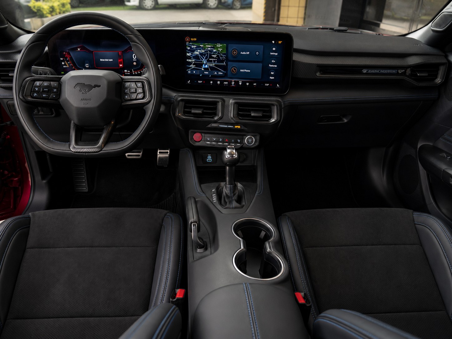 FORD Mustang Fastback 5.0 V8 Dark Horse Automat-image-7
